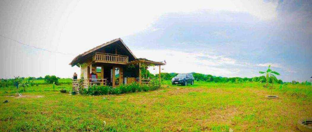 Rancho Oco Mahogany Loft Type Villa Nasugbu Buitenkant foto